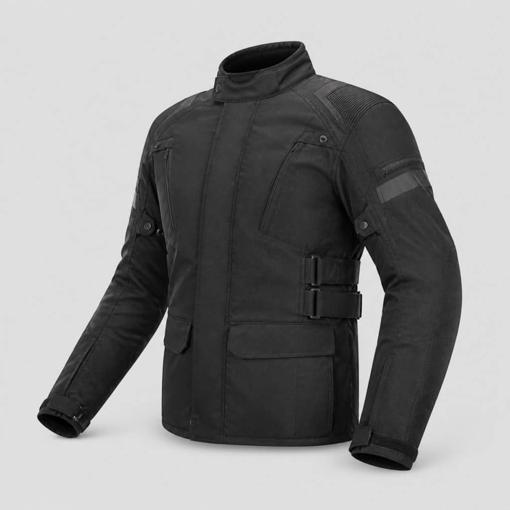 Blouson moto textile d'entrée de gamme sur fond clair