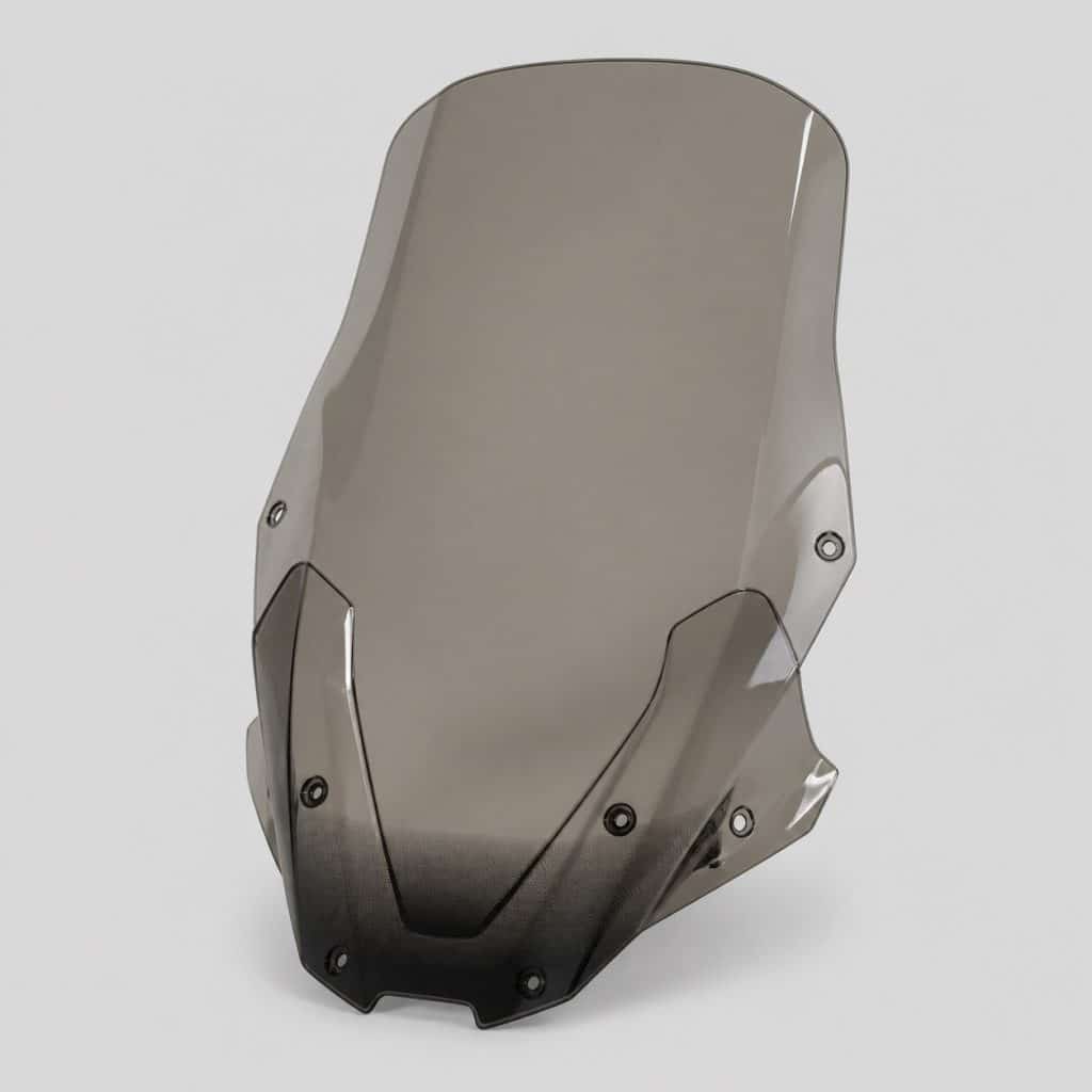 Bulle pare-brise teintée pour maxi-scooter sur fond clair