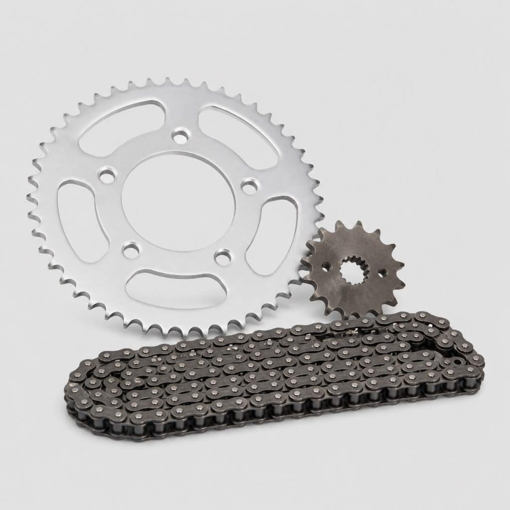 Kit chaîne moto standard avec chaîne, pignon et couronne